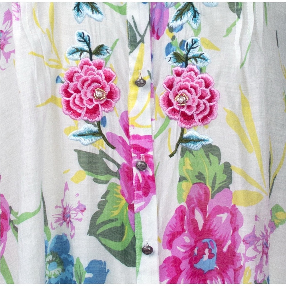 Aratta Botanical Sleeveless Button Front Collared Shirt in White Bright Floral - Picture 4 of 4